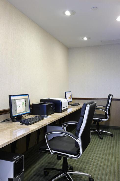 אסינגטון Holiday Inn Express Philadelphia Airport By Ihg מראה חיצוני תמונה